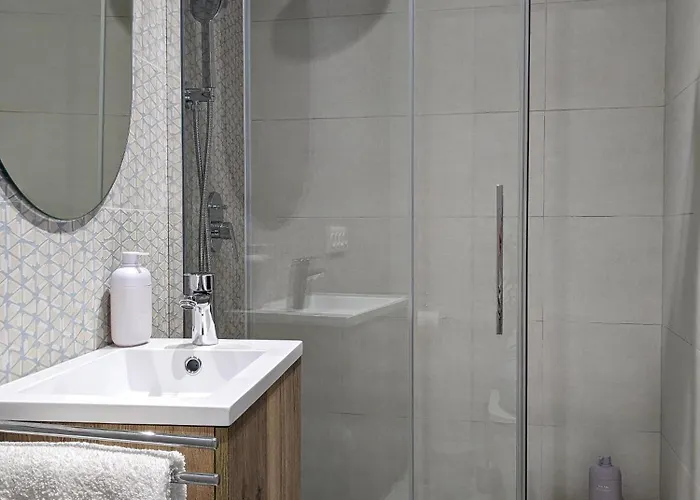 アパート Patio's House